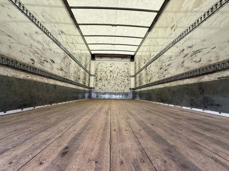 2022 Freightliner M2 106