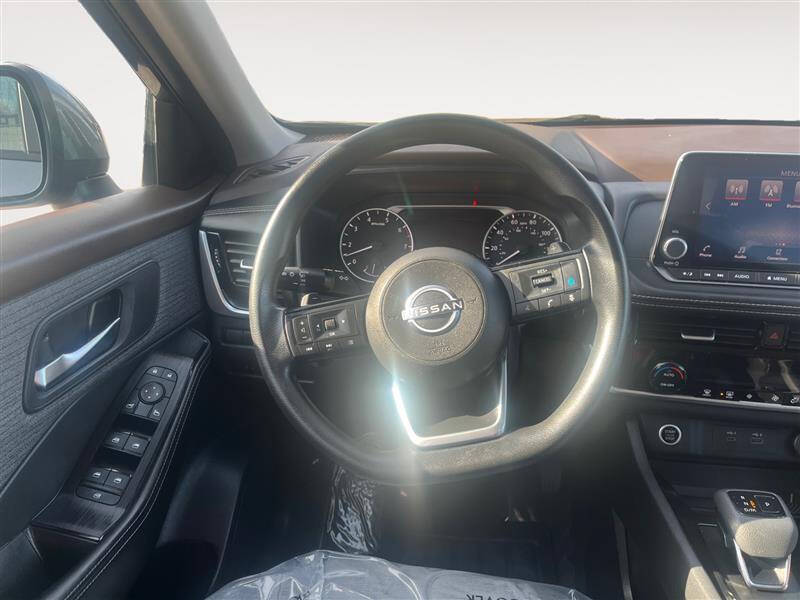 2022 Nissan Rogue SV