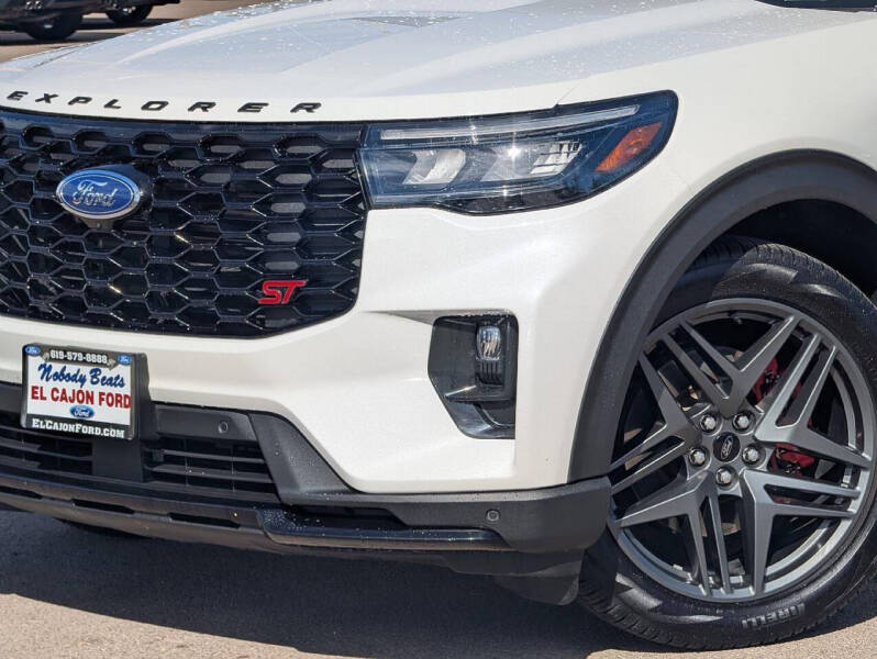 2025 Ford Explorer ST