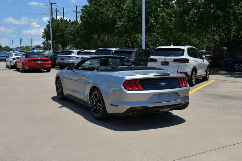 2022 Ford Mustang EcoBoost Premium