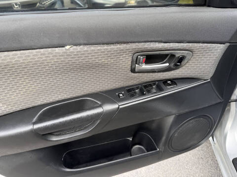 2005 Mazda MAZDA3 i