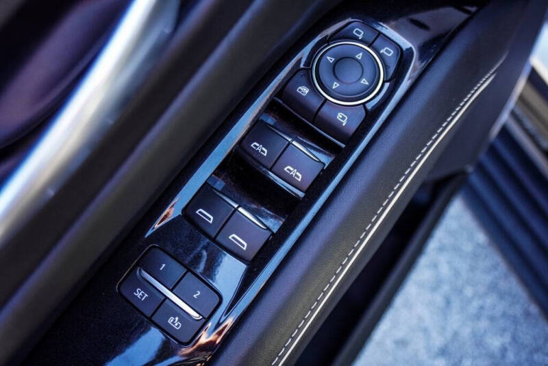 2023 Cadillac Escalade-V