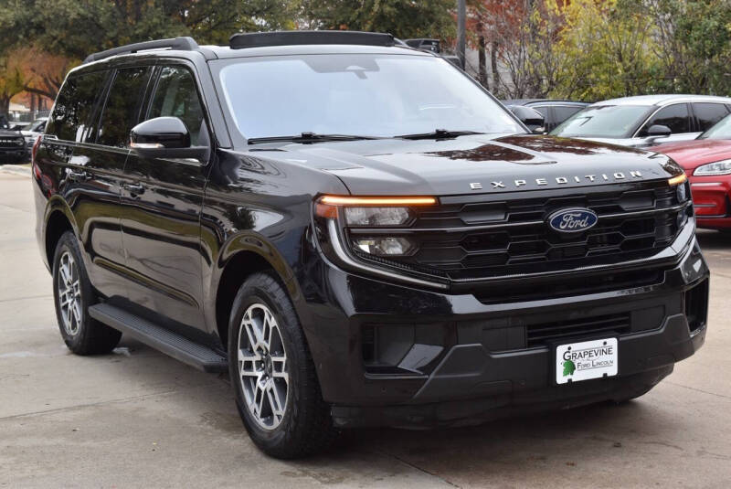 2025 Ford Expedition Active