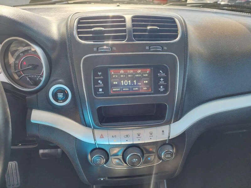 2019 Dodge Journey SE