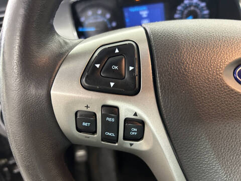 2015 Ford Taurus SEL