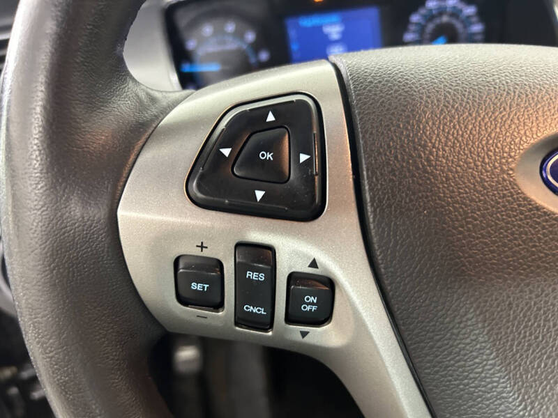 2015 Ford Taurus SEL