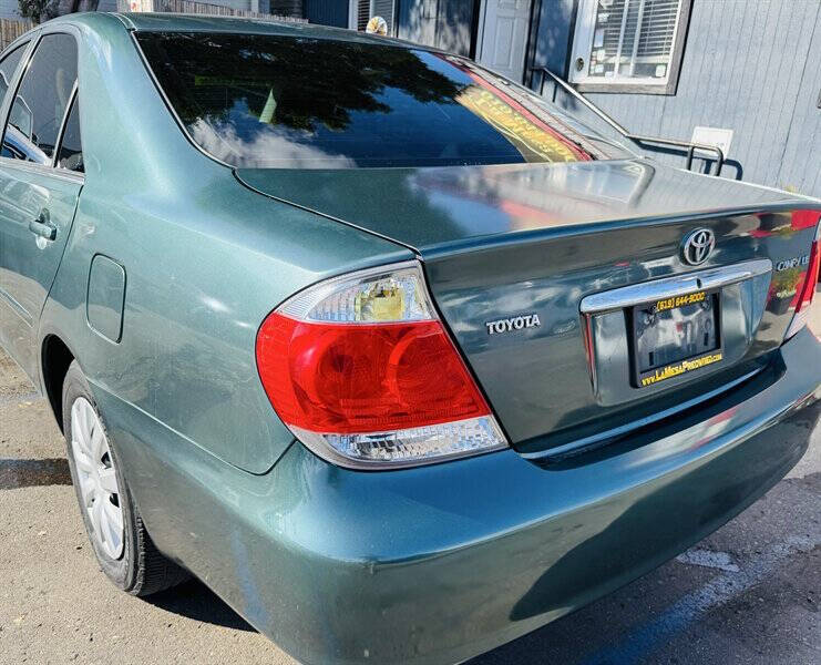 2006 Toyota Camry LE