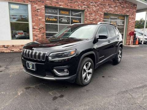 2020 Jeep Cherokee for sale at Ohio Car Mart in Elyria OH
