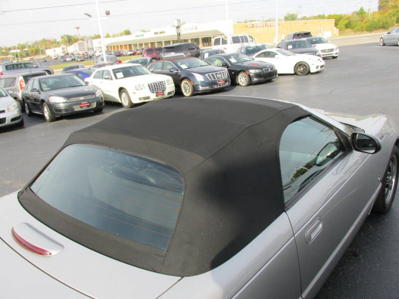 2004 Ford Thunderbird Deluxe