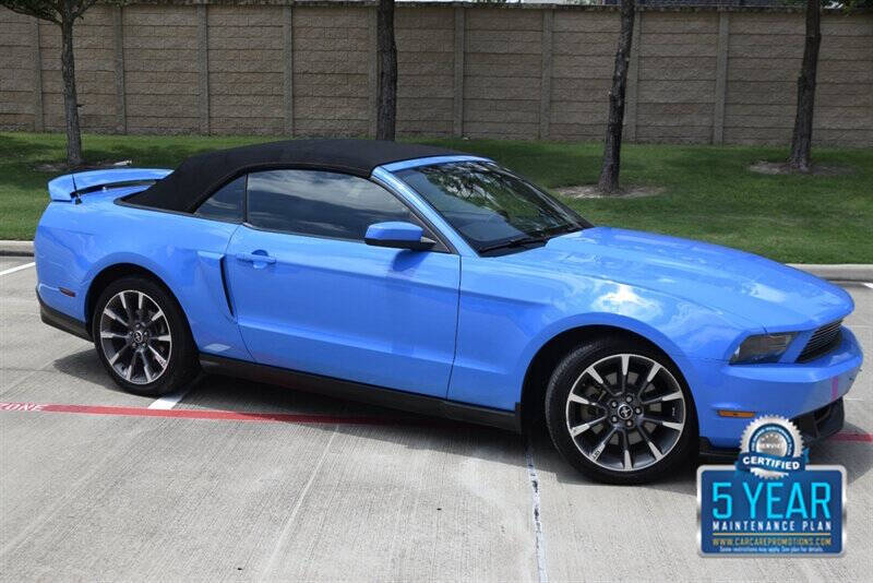 2011 Ford Mustang GT Premium