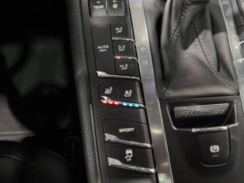 2016 Porsche Macan S