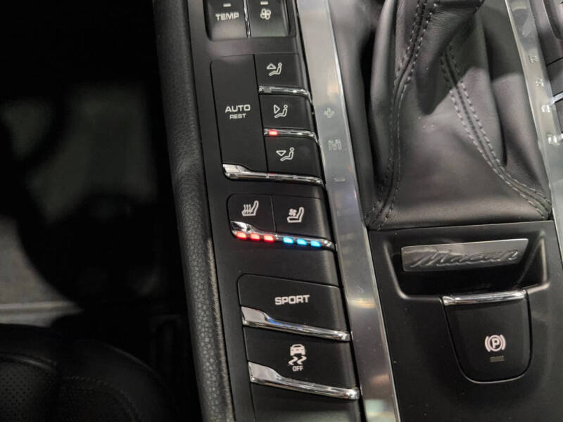 2016 Porsche Macan S