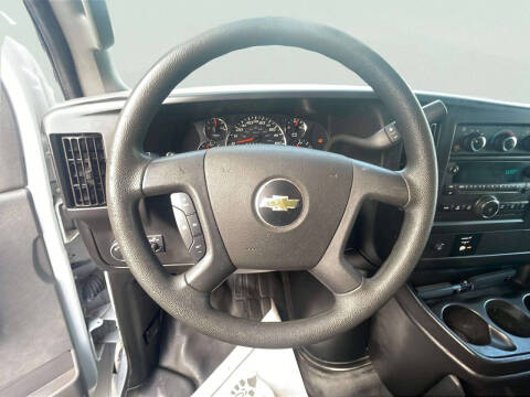 2017 Chevrolet Express 2500