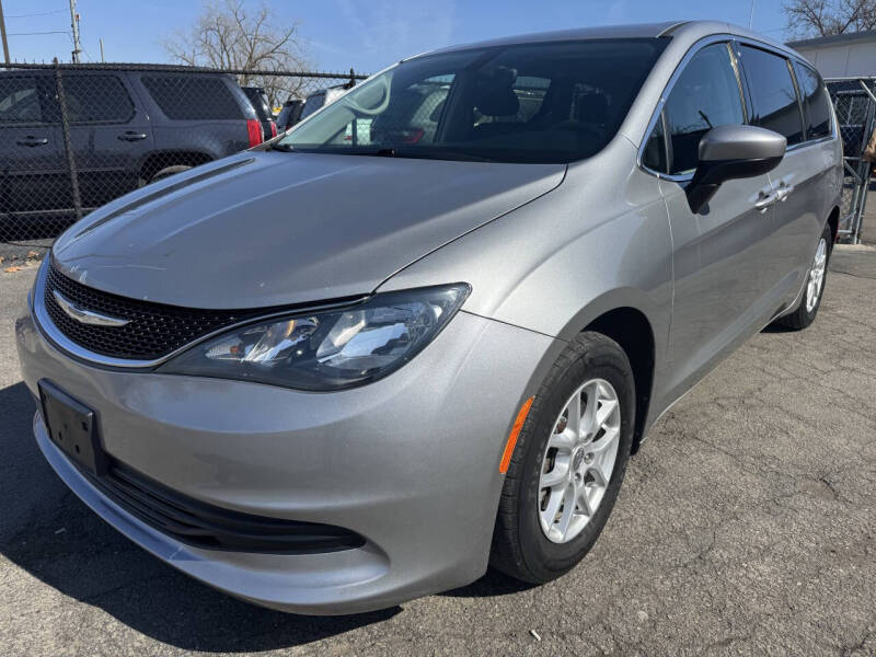 2017 Chrysler Pacifica Touring