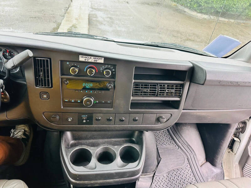 2013 Chevrolet Express 2500