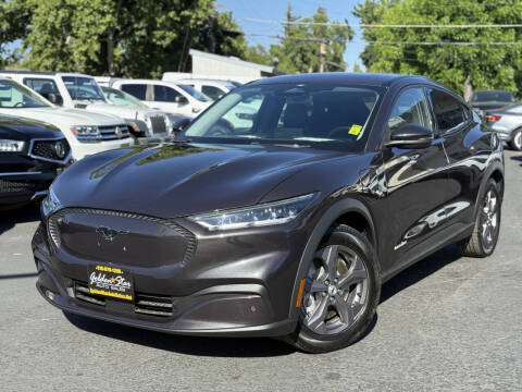 2022 Ford Mustang Mach-E Select