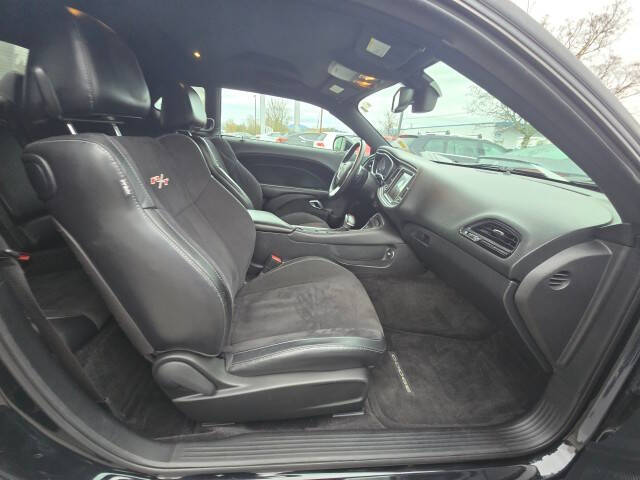 2015 Dodge Challenger R/T Plus