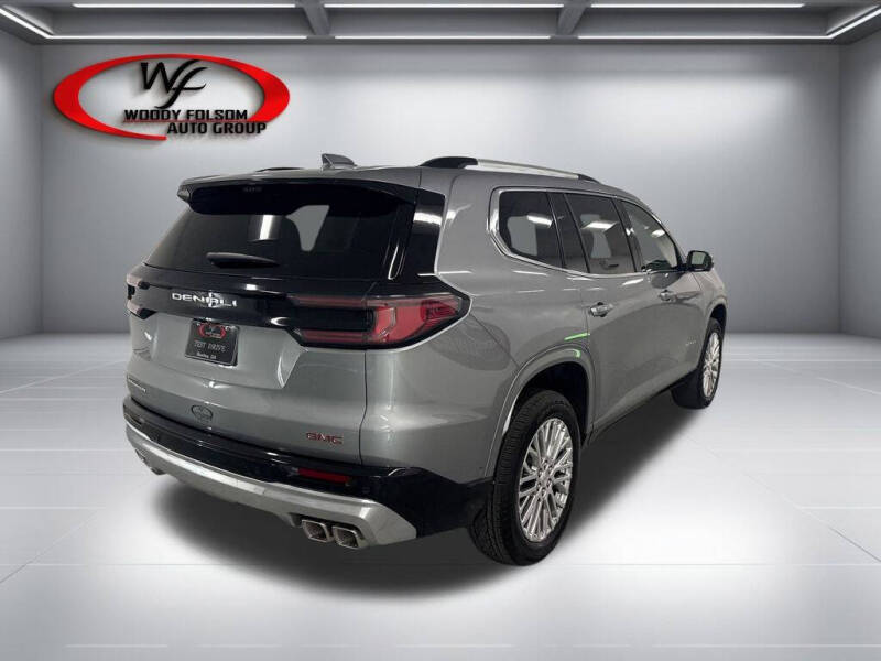 2026 GMC Acadia Denali