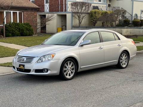 2009 Toyota Avalon for sale at Reis Motors LLC in Lawrence NY