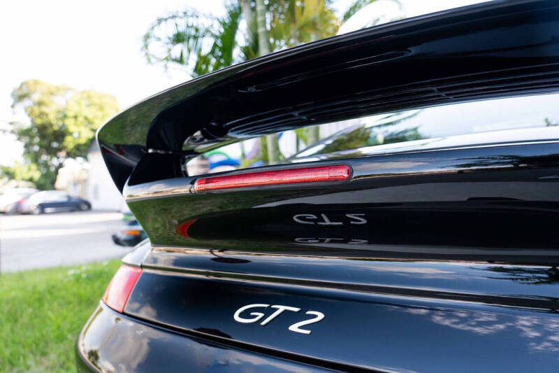 2003 Porsche 911 GT2