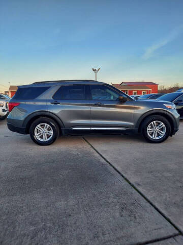 2024 Ford Explorer XLT