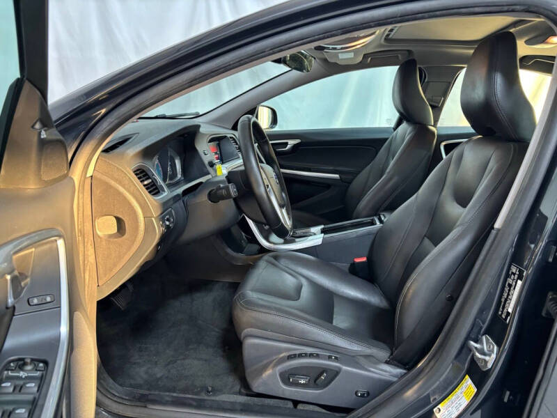 2016 Volvo S60 T5 Drive-E Premier