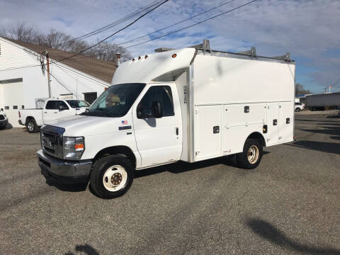 2015 Ford E-Series Chassis for sale at J.W.P. Sales in Worcester MA