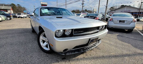 2012 Dodge Challenger for sale at AUTOLUXGROUP in Lakewood NJ