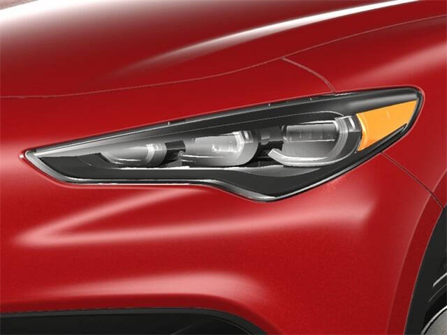 2025 Alfa Romeo Stelvio Intensa