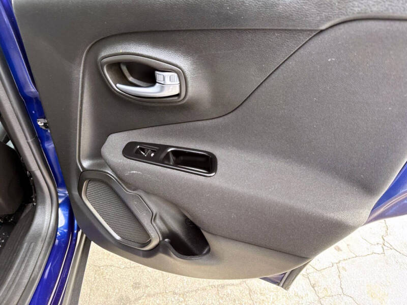 2021 Jeep Renegade Islander