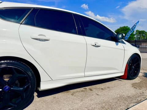 2018 Ford Focus ST