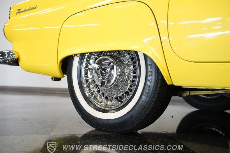 1956 Ford Thunderbird