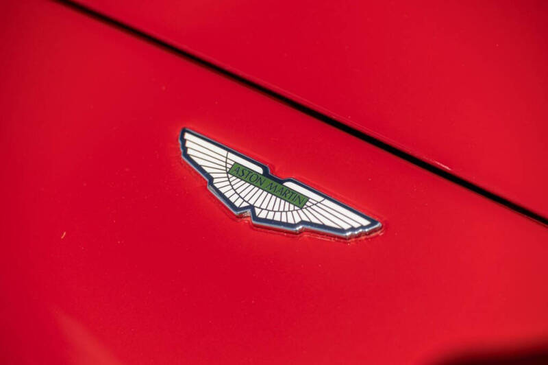 2002 Aston Martin Vanquish