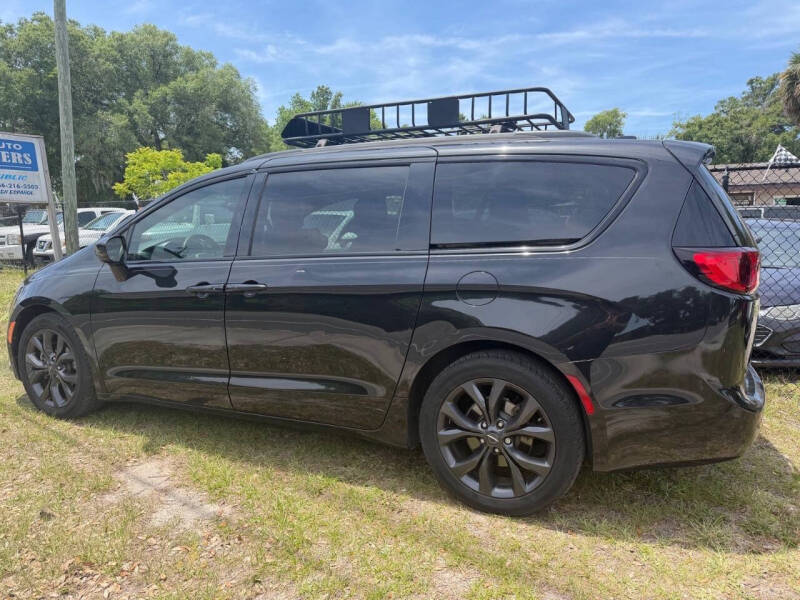 2018 Chrysler Pacifica Touring L