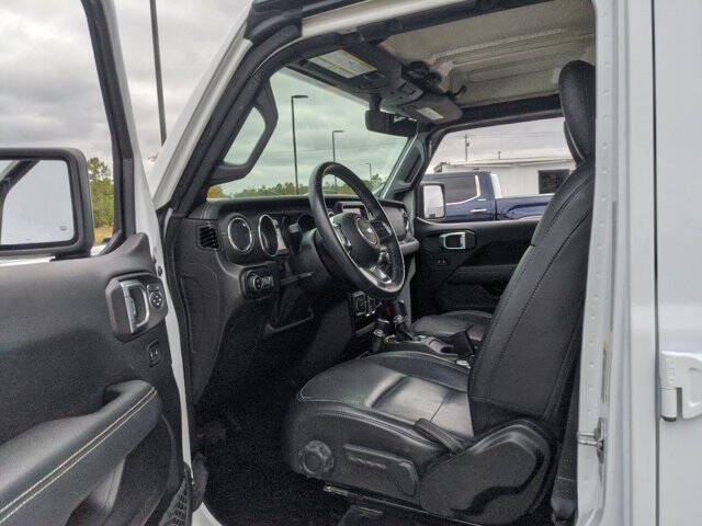 2022 Jeep Gladiator Overland