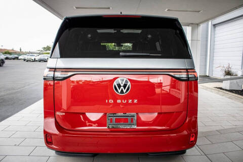 2025 Volkswagen ID. Buzz Pro S Plus