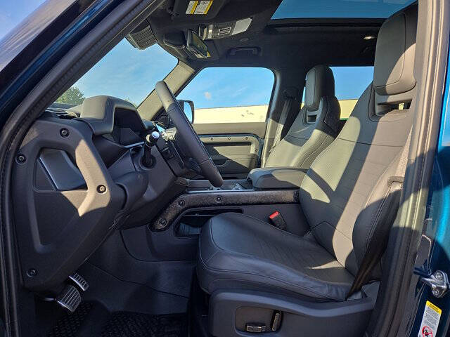 2026 Land Rover Defender