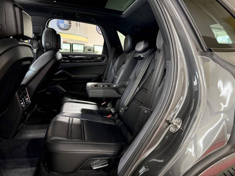 2021 Porsche Cayenne E-Hybrid