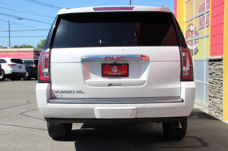 2016 GMC Yukon XL Denali