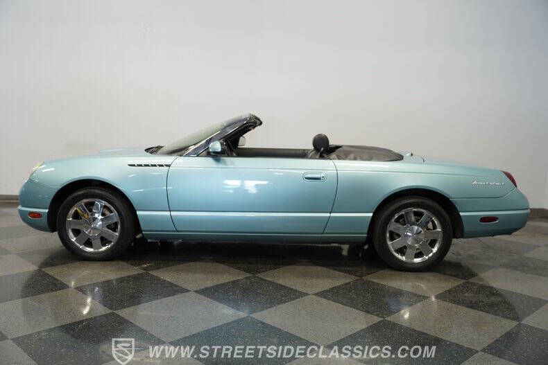 2002 Ford Thunderbird Deluxe