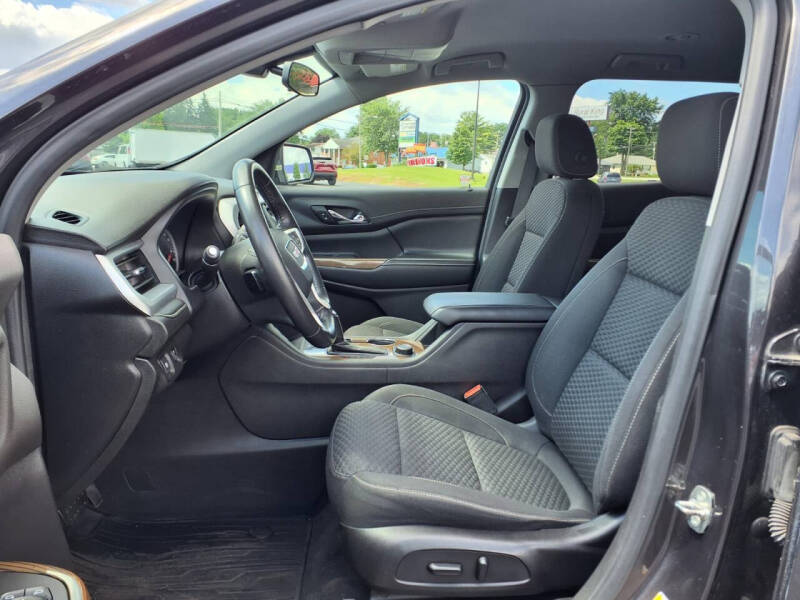 2019 GMC Acadia SLE-2