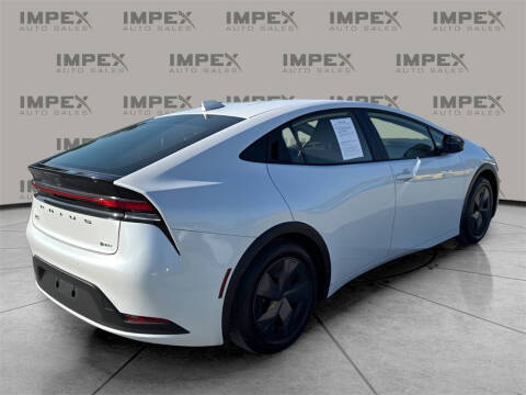 2024 Toyota Prius LE