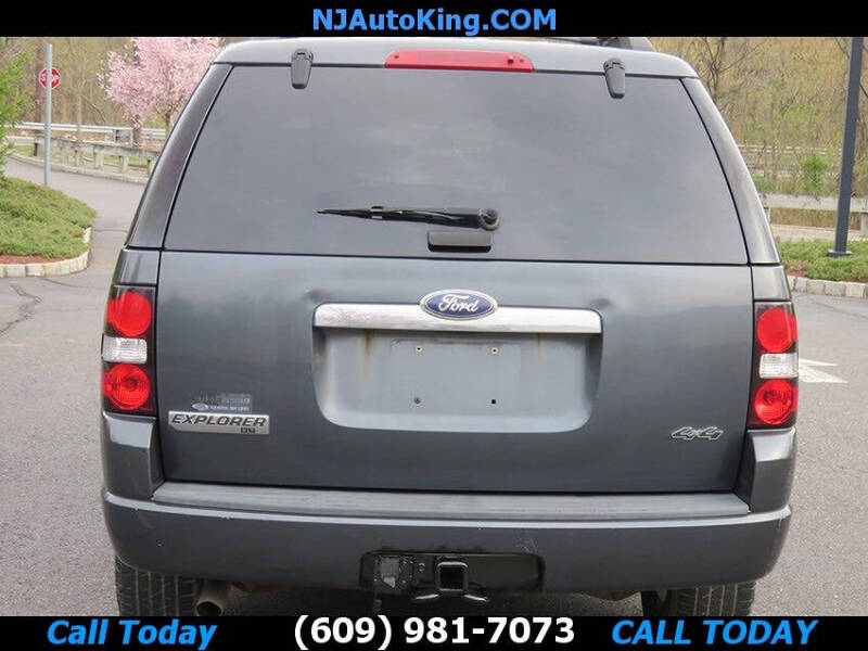 2010 Ford Explorer XLT