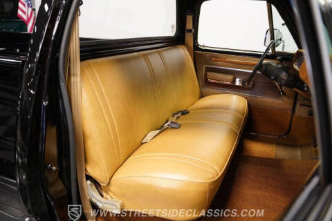 1977 Dodge D100 Pickup