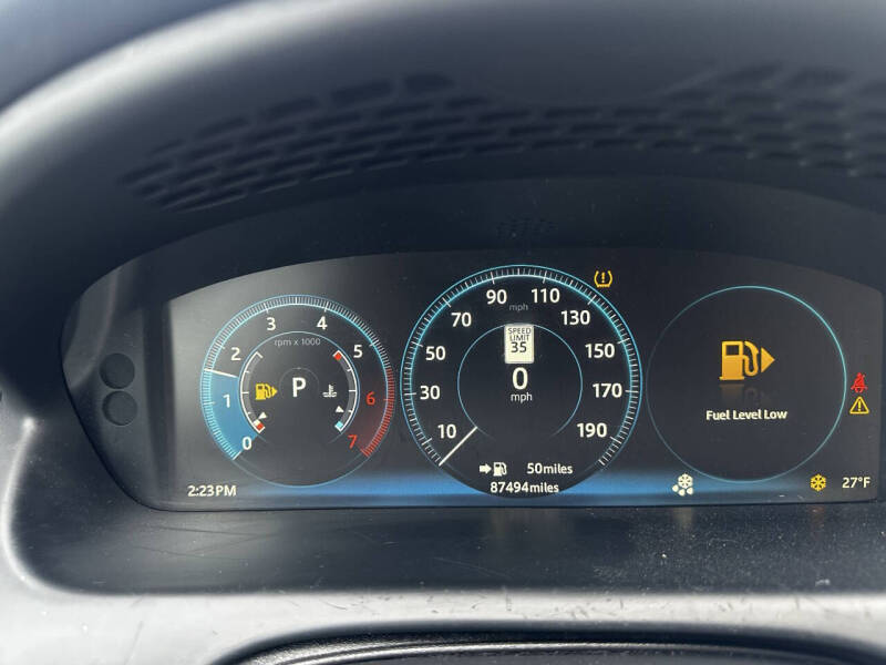 2016 Jaguar XJL Portfolio