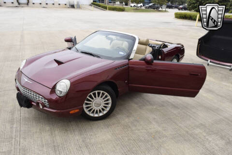 2004 Ford Thunderbird Deluxe