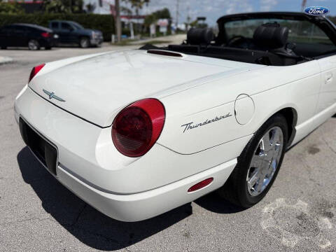 2002 Ford Thunderbird Deluxe