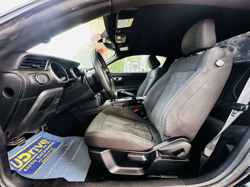 2019 Ford Mustang EcoBoost