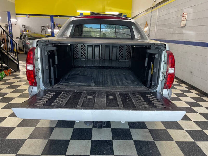 2012 Chevrolet Avalanche LTZ