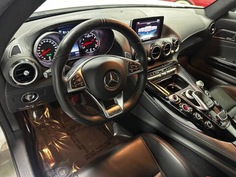 2017 Mercedes-Benz AMG GT